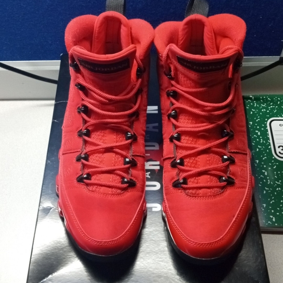 Air Jordan Retro 9 Size 8.5 All Red - Picture 2 of 4